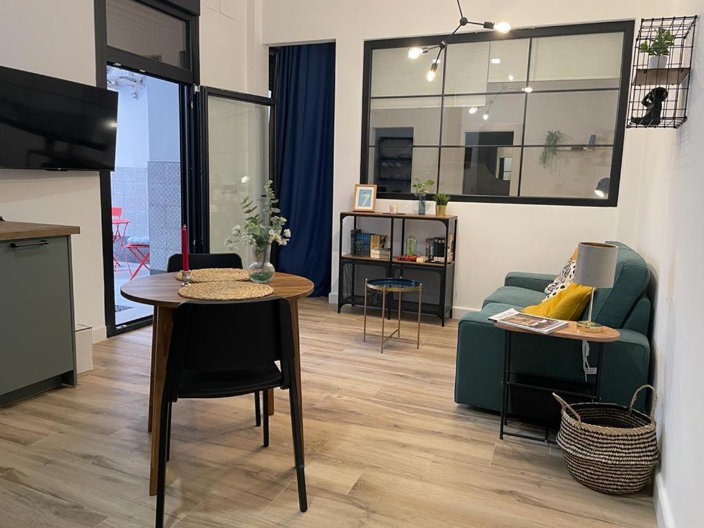 Apartamentos Sol Y Luna Ла-Линеа-де-ла-Консепсьон Экстерьер фото